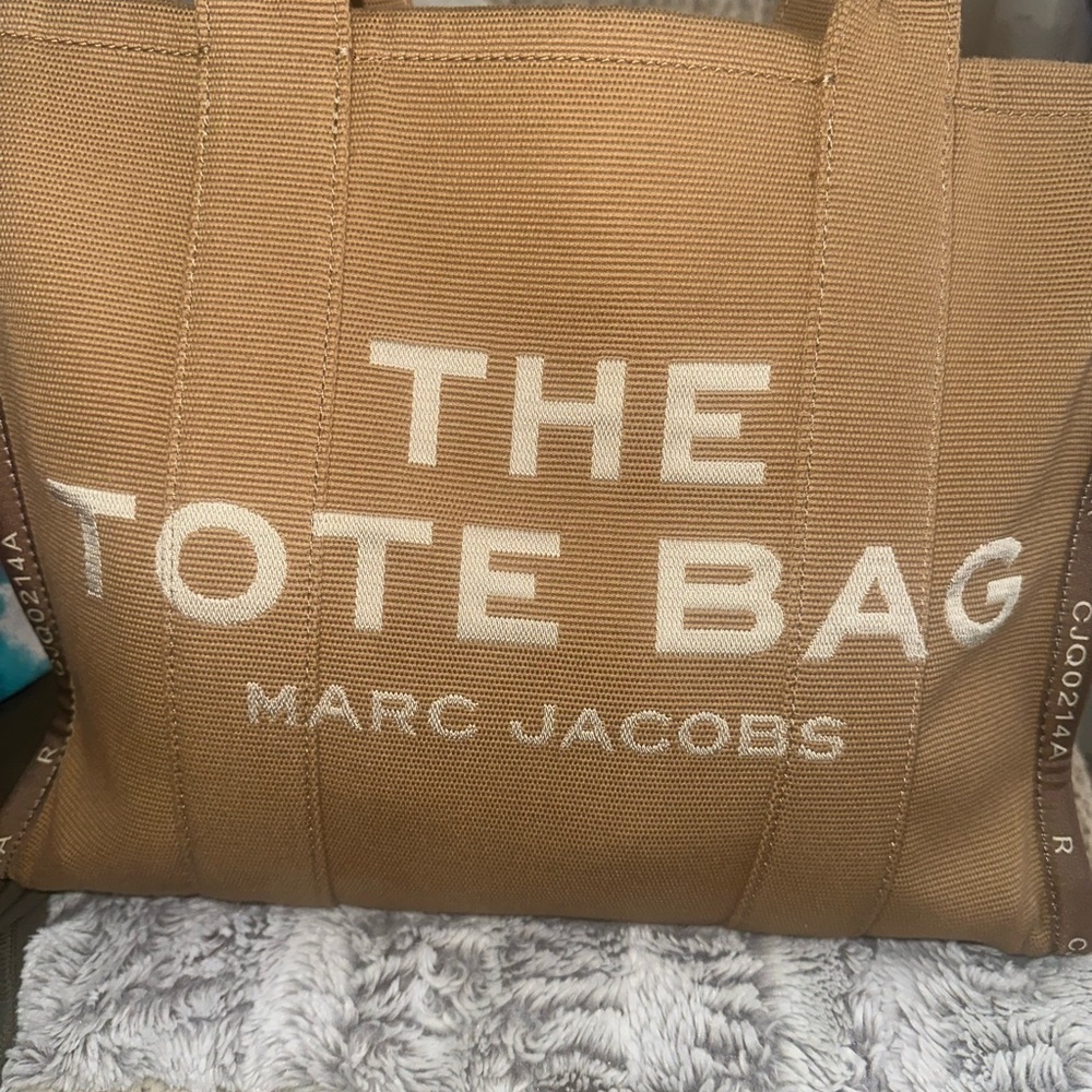 Marc Jacobs Brown Tote Bag